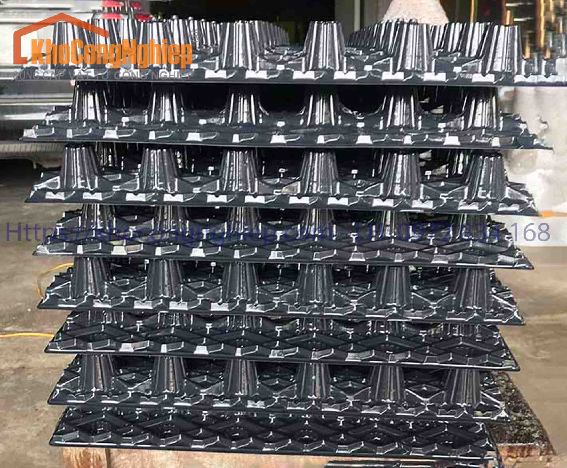 Đệm vi sinh tổ ong (mầu đen)